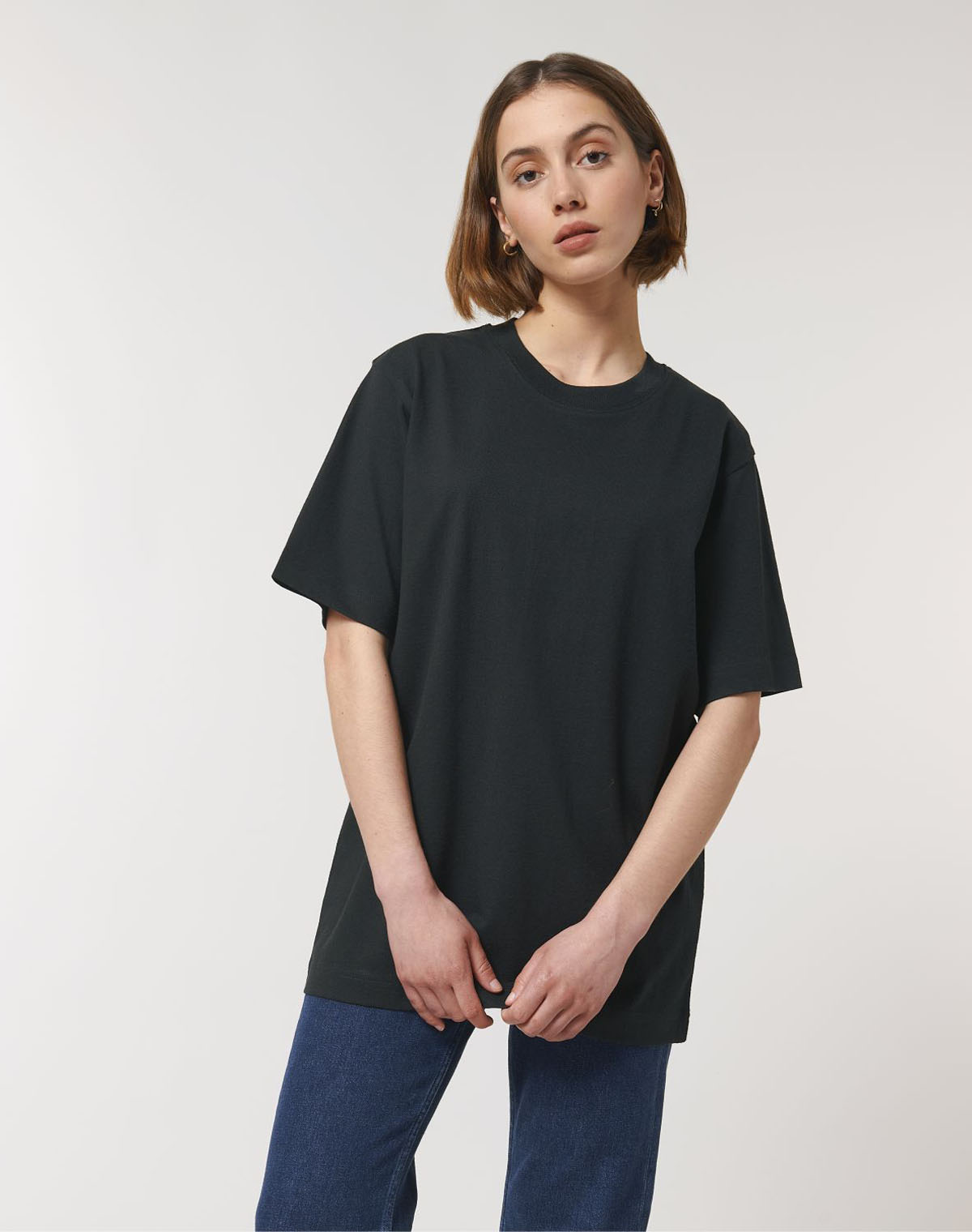 qr code oversized t-shirt black front female