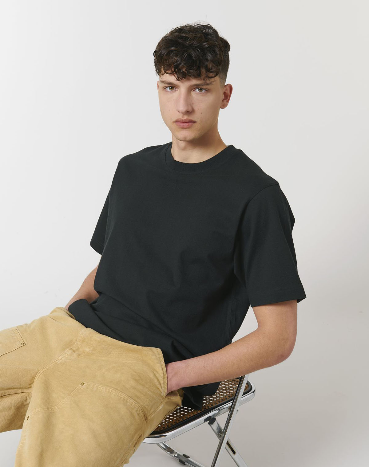 qr code oversized t-shirt black front male
