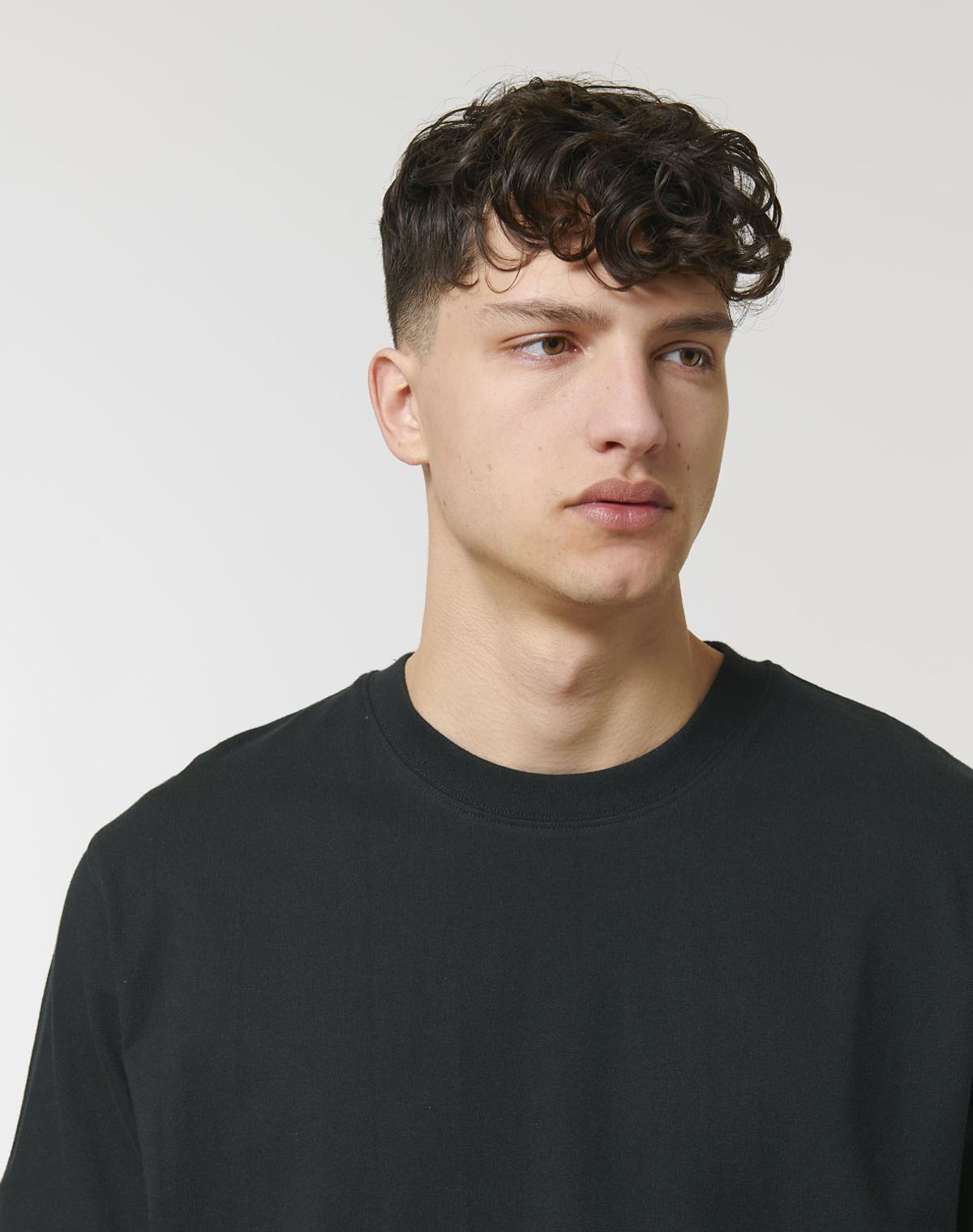 qr code oversized t-shirt black front male closeup