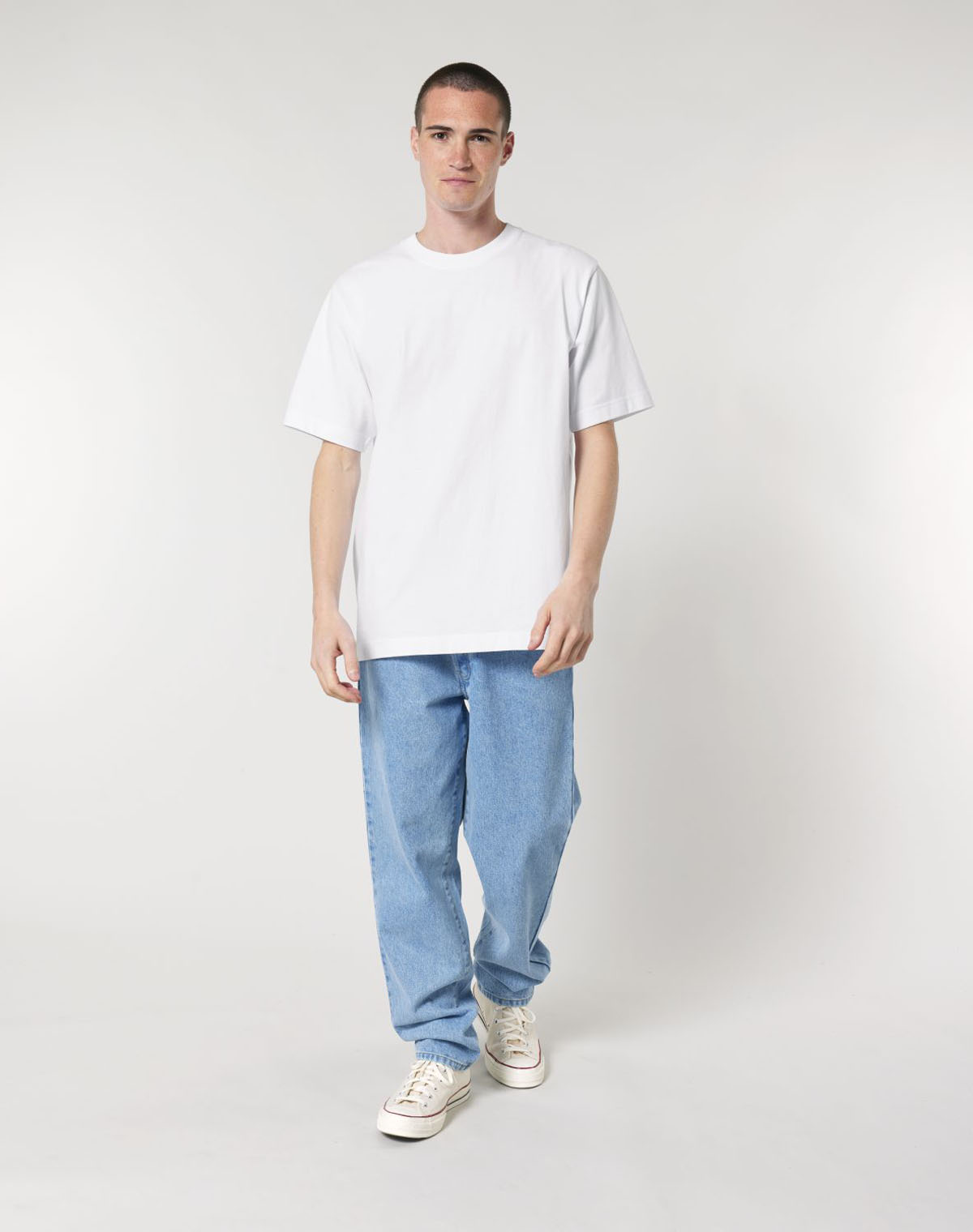 qr code oversized t-shirt white front male