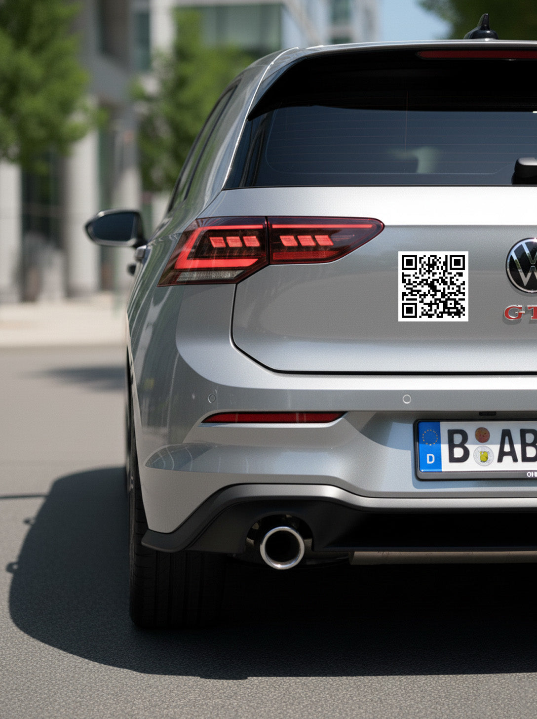 Updatable QR Code Sticker - Removable - White